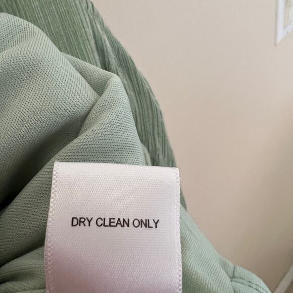 NSR Anthropologie Green Cold Shoulder Top Size XL - Picture 7 of 13